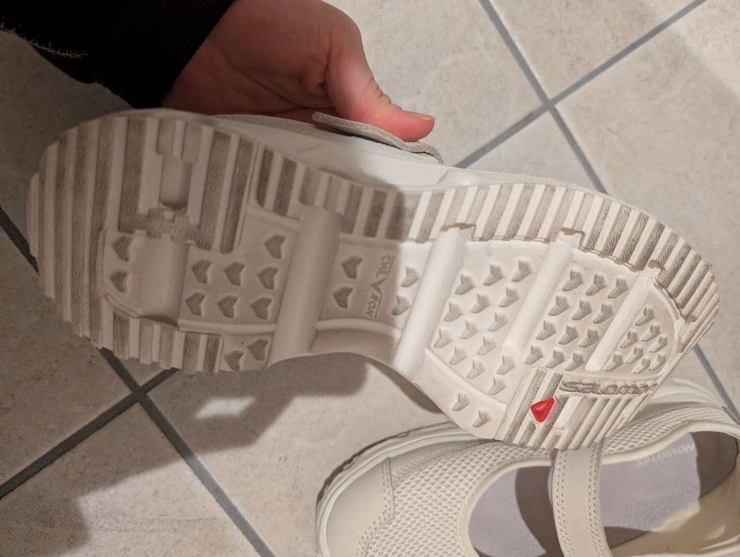 salomon marie jeanne ホワイト　25cm