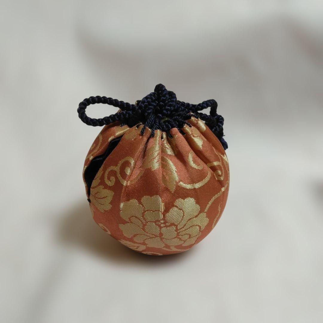 桶谷定一作　文琳茶入　 牡丹唐草仕覆付き