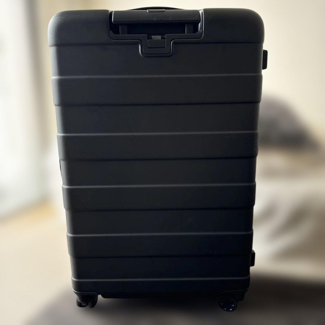 無印良品　スーツケース　キャリーケース　ハード　　ブラック　75リットル