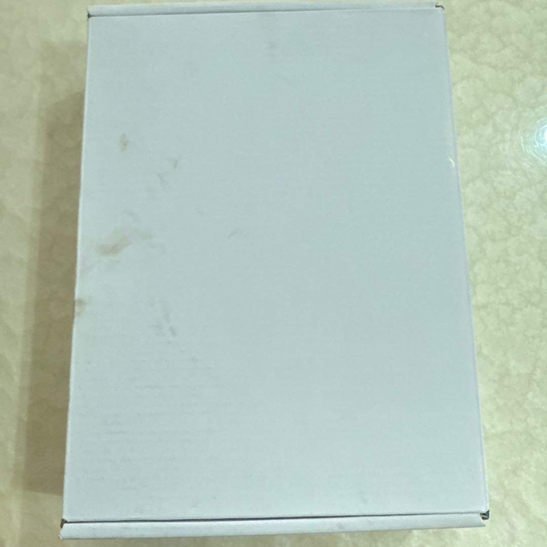 メルセデスベンツ　バッテリーチャージャー