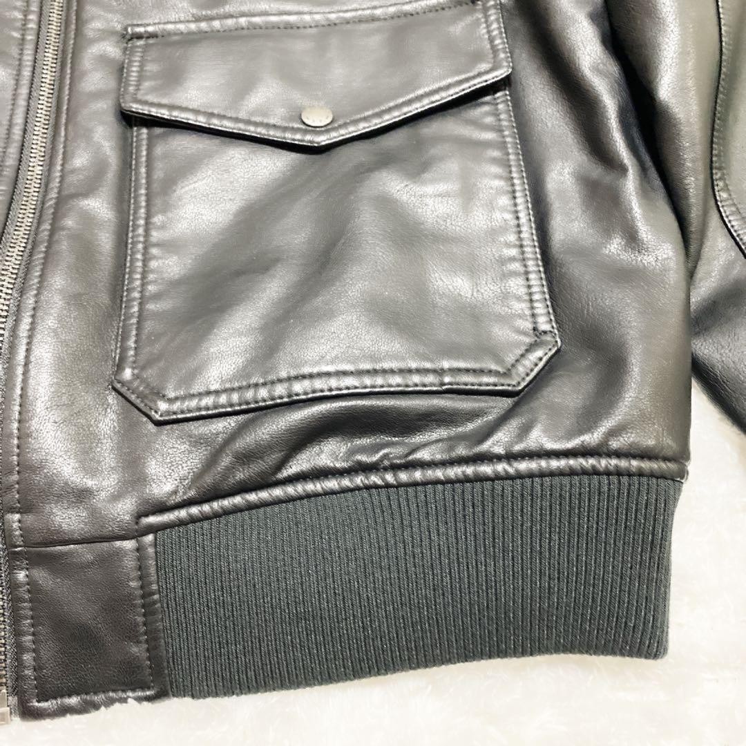 新品 リーバイス A-2 フライトジャケット フェイクレザー Lサイズ 黒