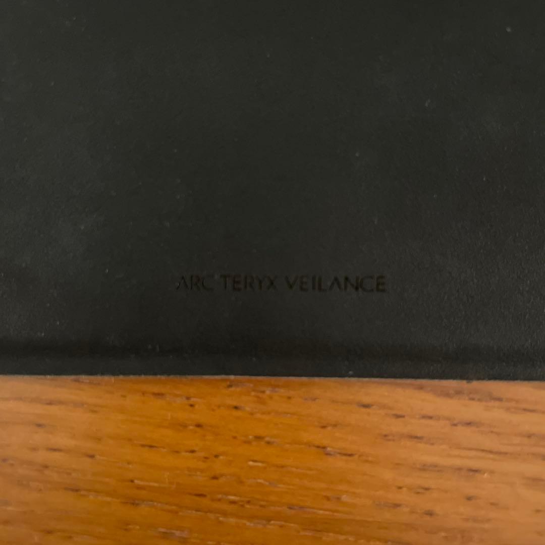 アークテリクス　パスポートウォレット