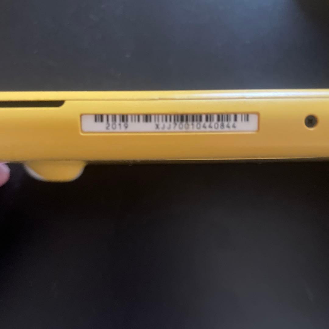 じゃんくNintendo Switch Lite イエロー 2019年モデル