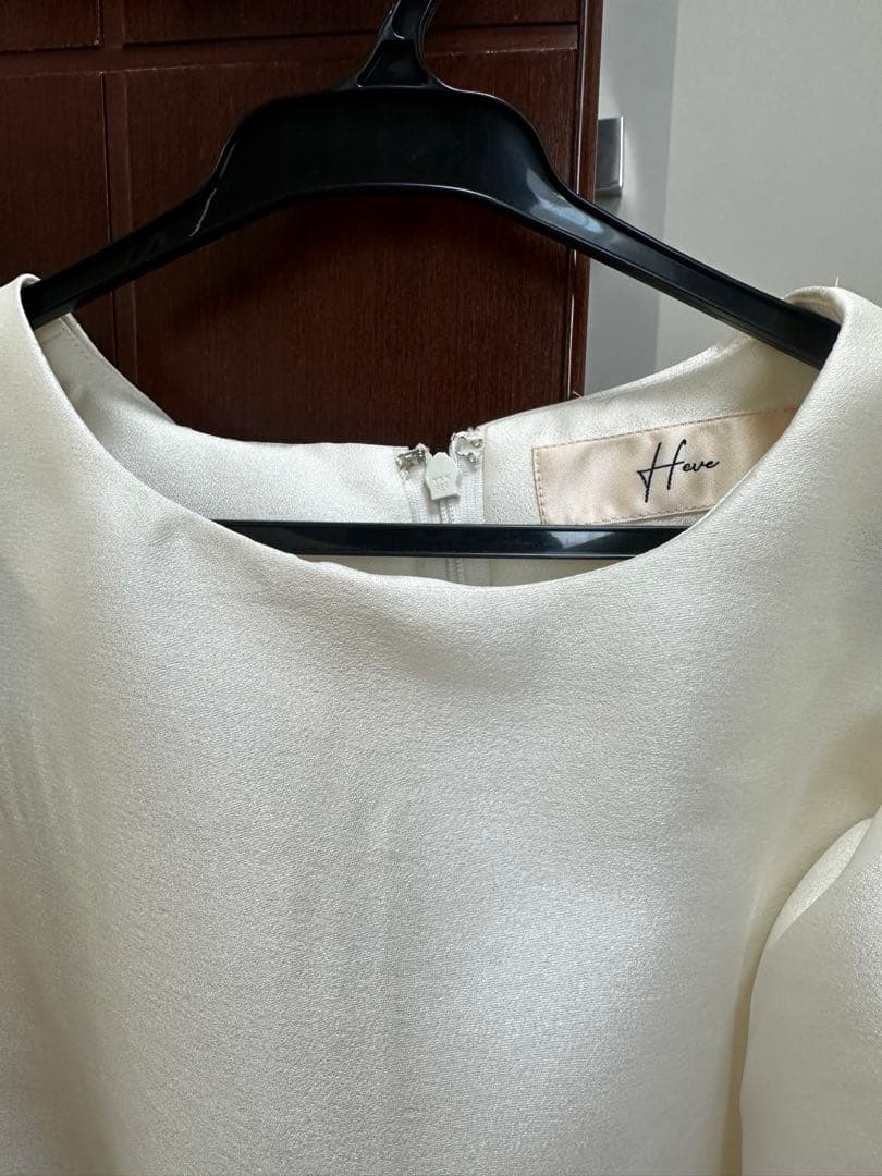 heve へイヴ　シアーバブリーブラウス