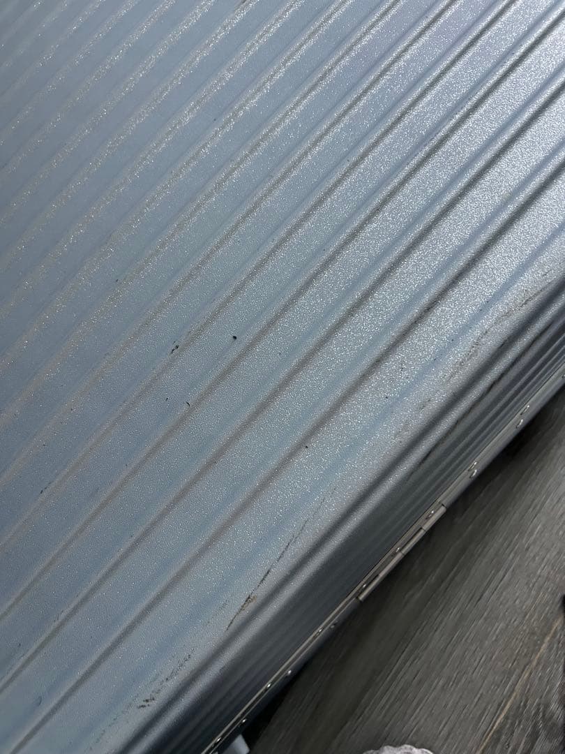 【店頭完売・3千円引・送料込】Anyzip軽量シルバーキャリーケース90ℓ