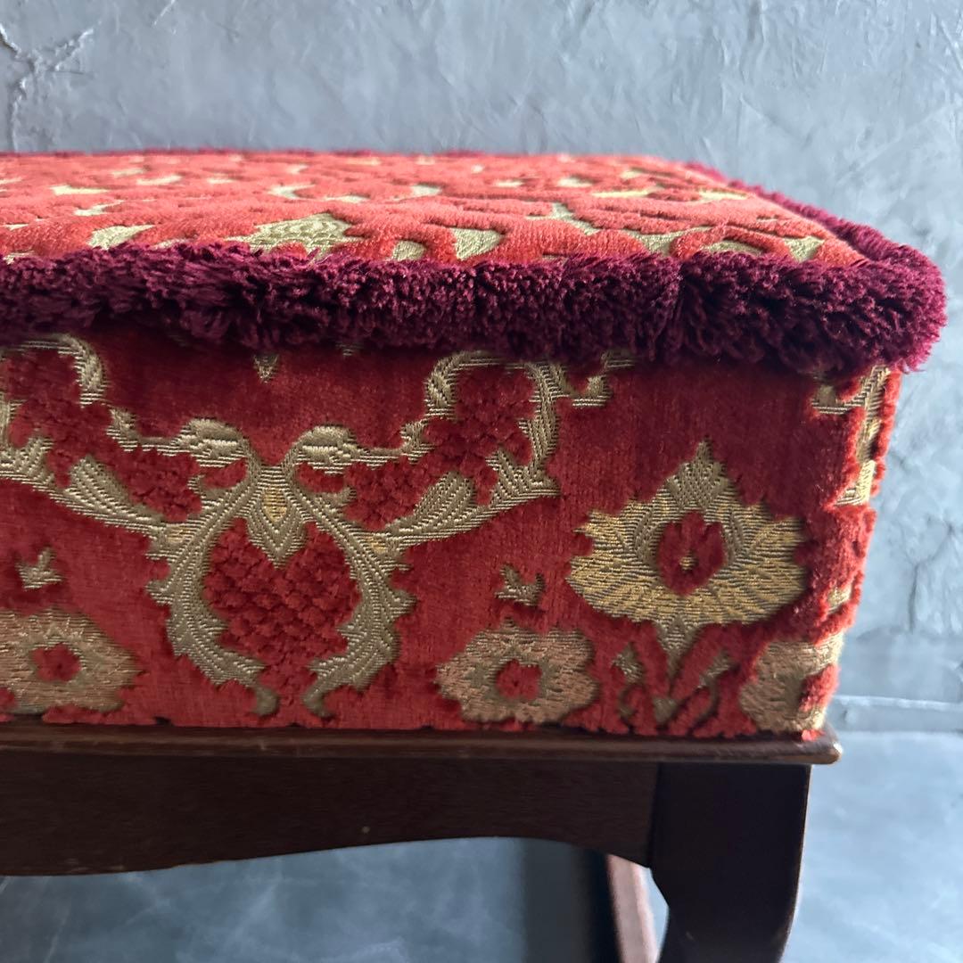 最終価格お値下げ❣️ヴィンテージスツール　金華織のような座面！とても素敵！