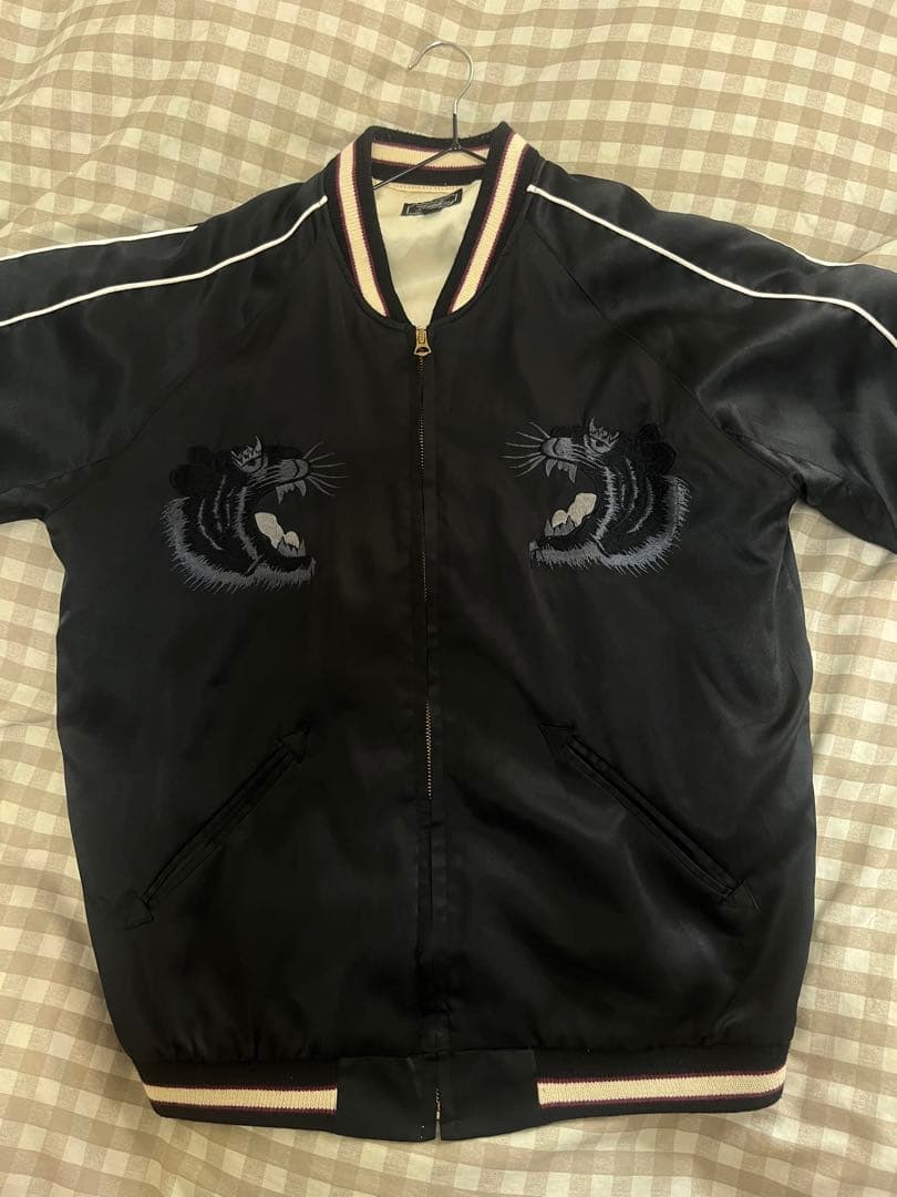 黒 虎刺繍 スカジャン