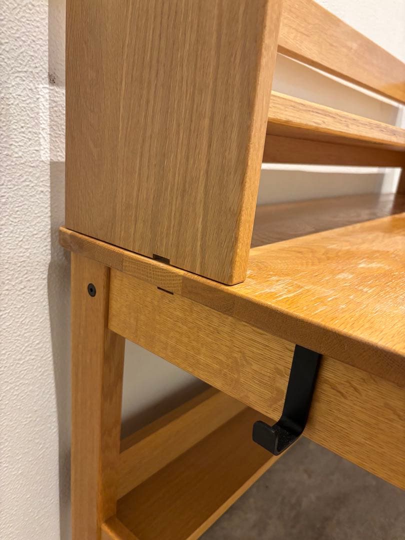 ☘️セール⭐️美品⭐️上置き棚付き⭐️廃盤希少⭐️オーク無垢材デスク 引出・足元棚付⭐️無印