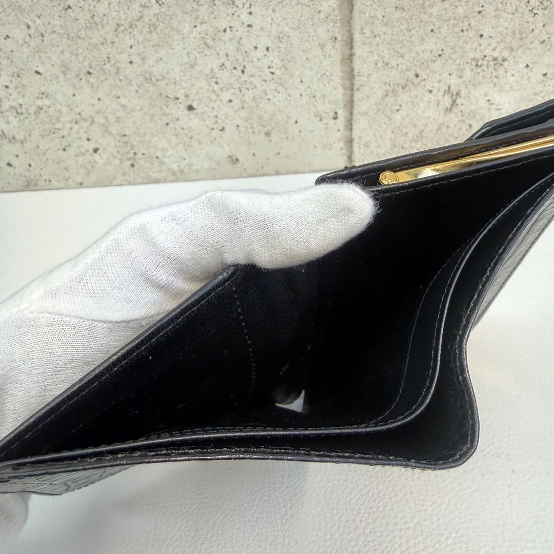 ま*ん様 Yves Saint Laurent 二つ折り財布 クロコ型押しレザー