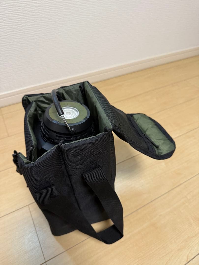 Makita MR008G ランタン マキタ オリーブ　40vバッテリーつき