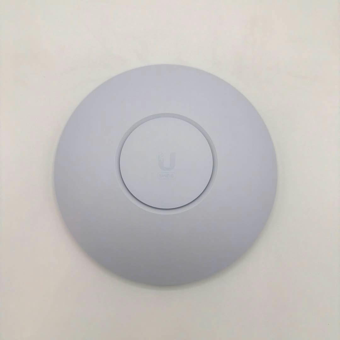 UniFi U6 Enterprise アクセスポイント
