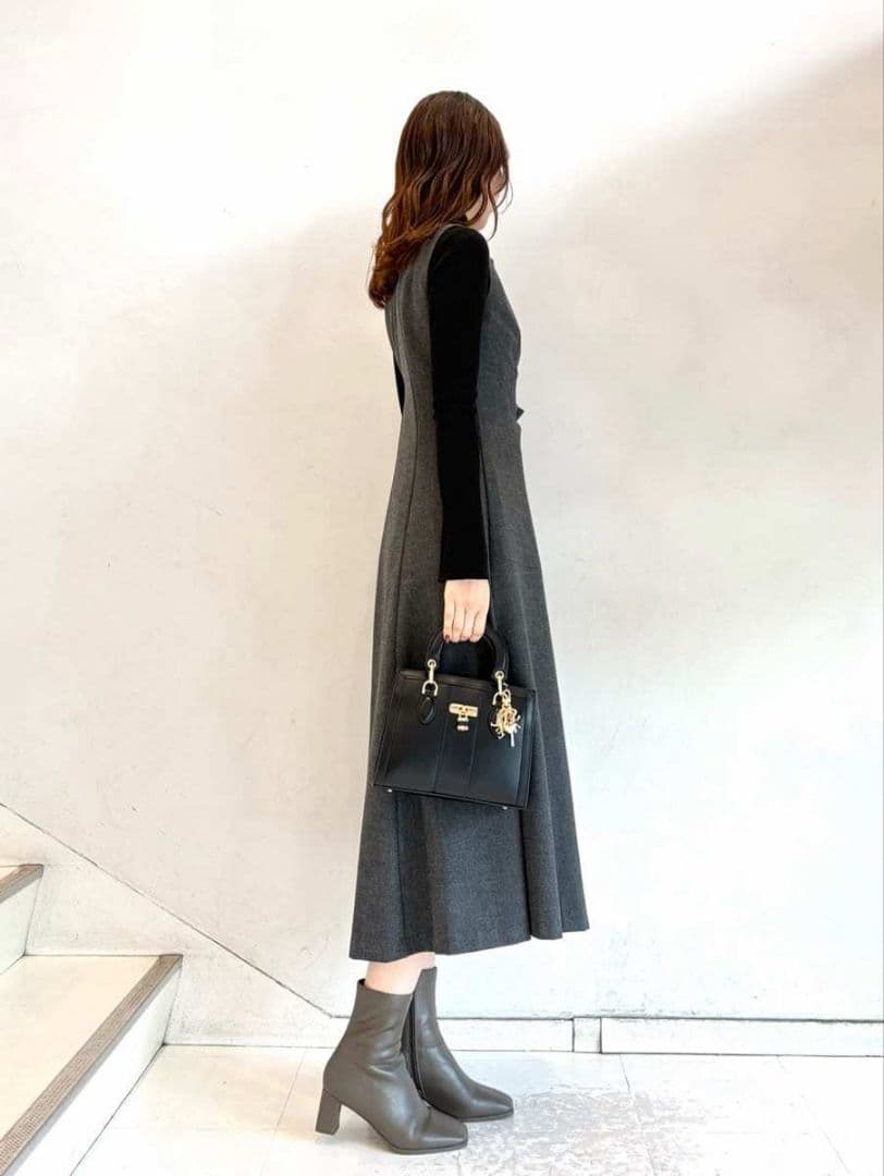 【2025AW今季新作】Sustainableサイドプリーツテーラードワンピース