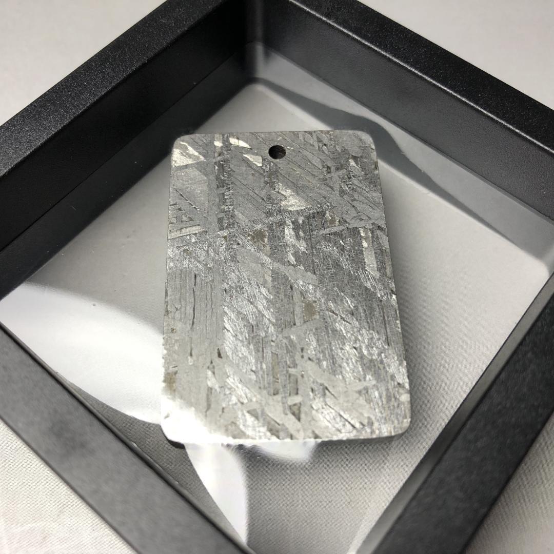 アルタイ隕石　 鉄隕石　メテオライト　ペンダントトップ　重さ約27ｇ