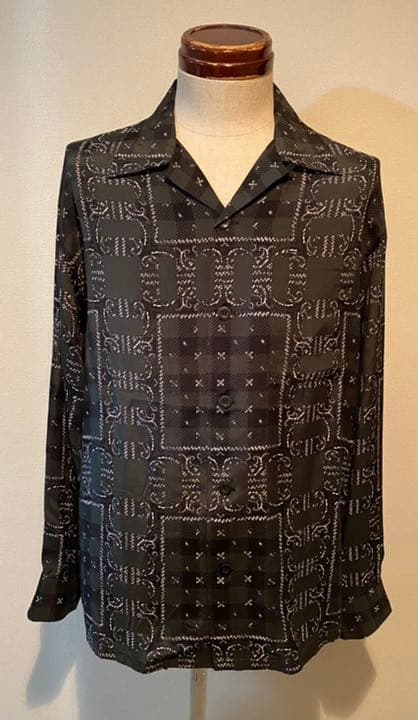 エヌハリウッド ステュディオス別注 バンダナ柄 シャツ