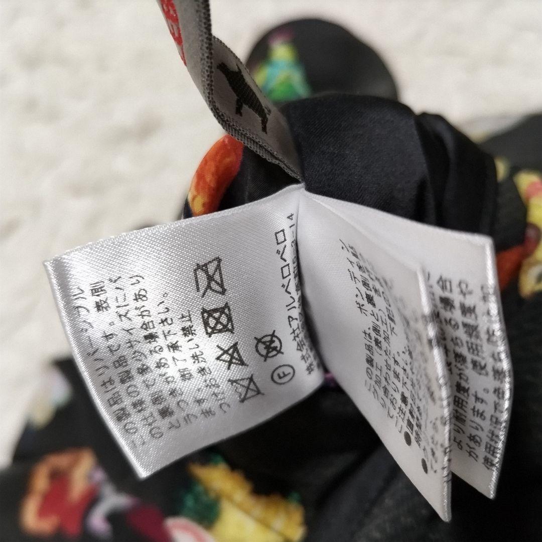 新品タグ付き　アルベロベロ　ダウンベスト　リバーシブル　ぶたさん　ワッペン　中綿