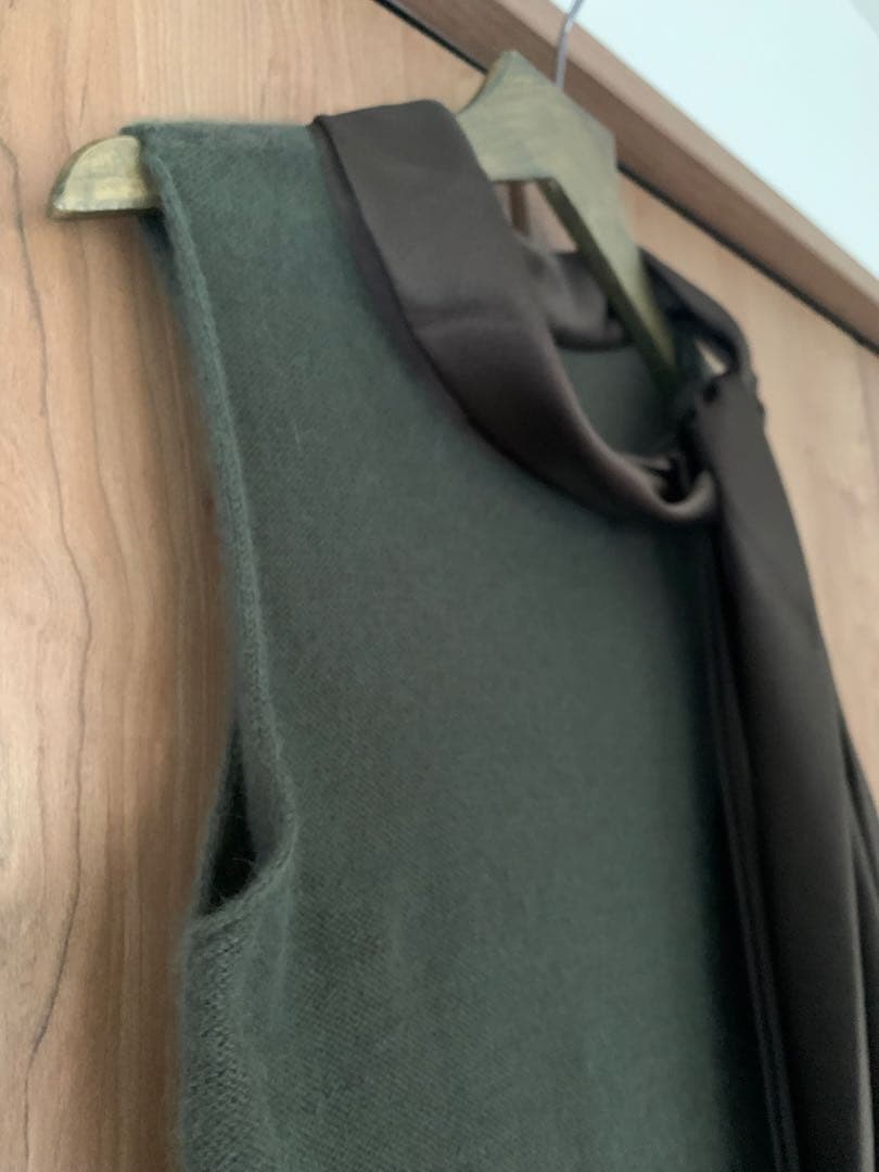 EMPORIO ARMANIエンポリオアルマーニ ノースリーブニット L 44