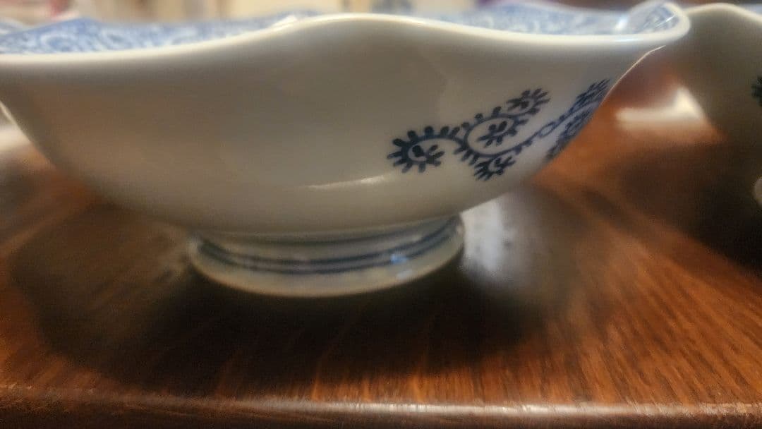 伐太郎窯　染付　濃唐草　見込枚水　輪花7寸鉢　3枚　値引き中