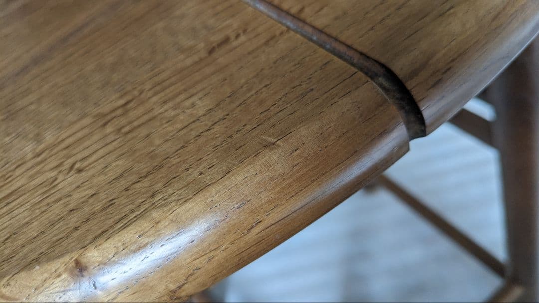 カリモク　丸椅子　木製スツール　腰掛け