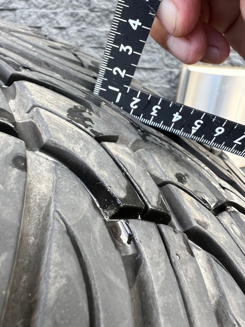 きょんヨコハマタイヤ　PARADA Spec-X 275/55r20