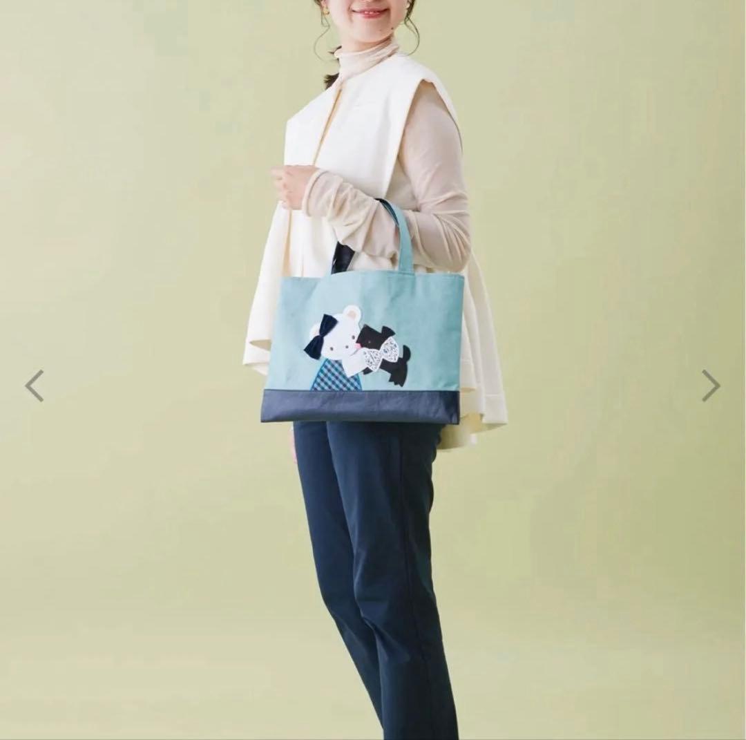 familiar 2025 春のファミリアショー　ブック入れ