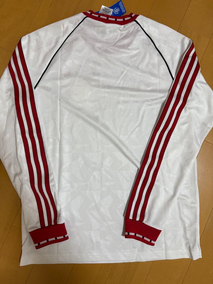 アディダス　マンチェスターユナイテッド　長袖シャツ