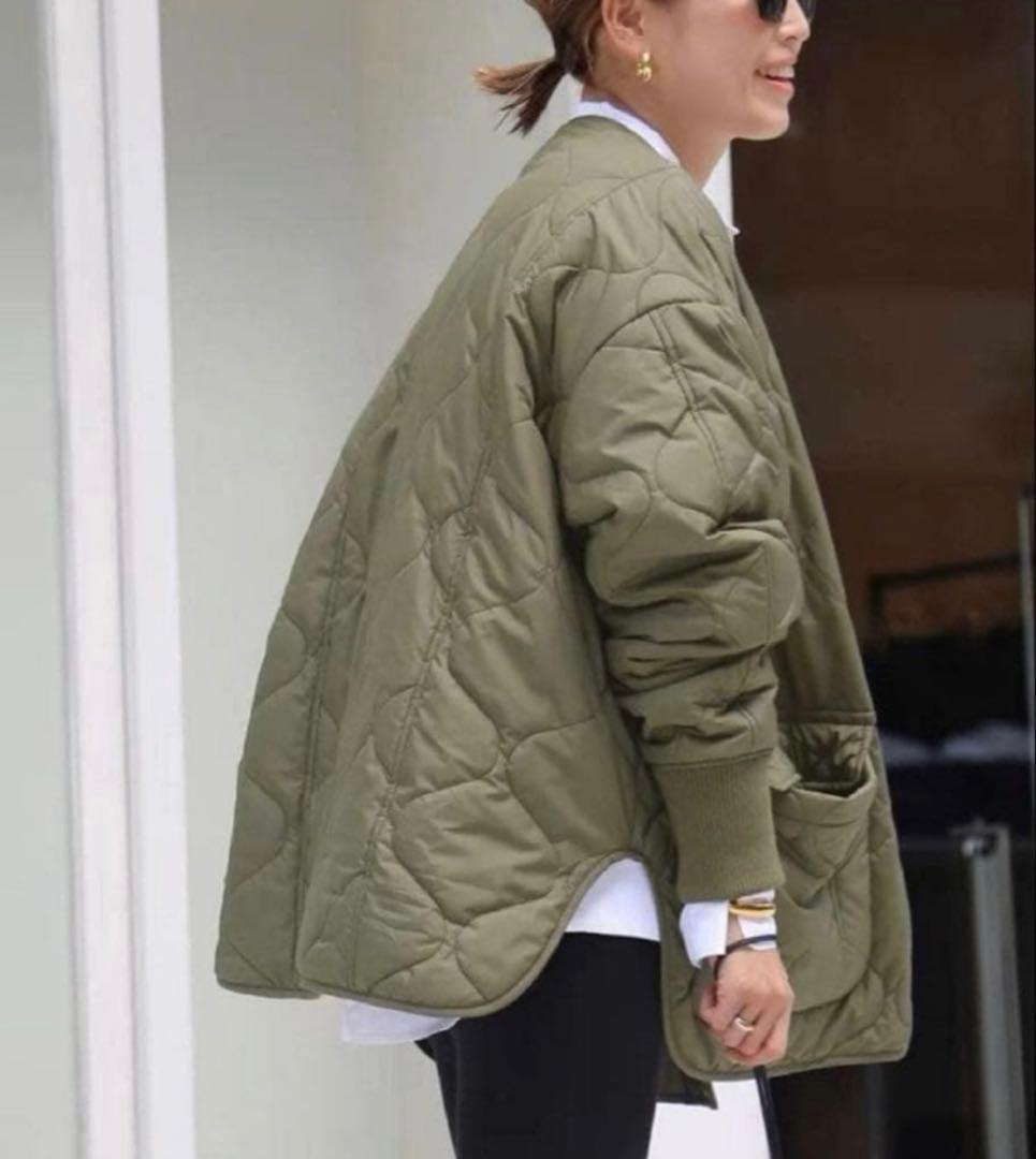 ちえみ　1度のみ使用　キャラクス　CALUX キルティングダウンジャケット