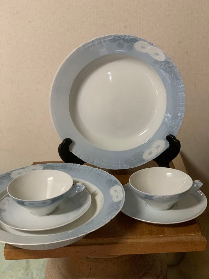 冬*子様 ロイヤルコペンハーゲン　ミッドサマーナイトドリームシリーズ、6点セット