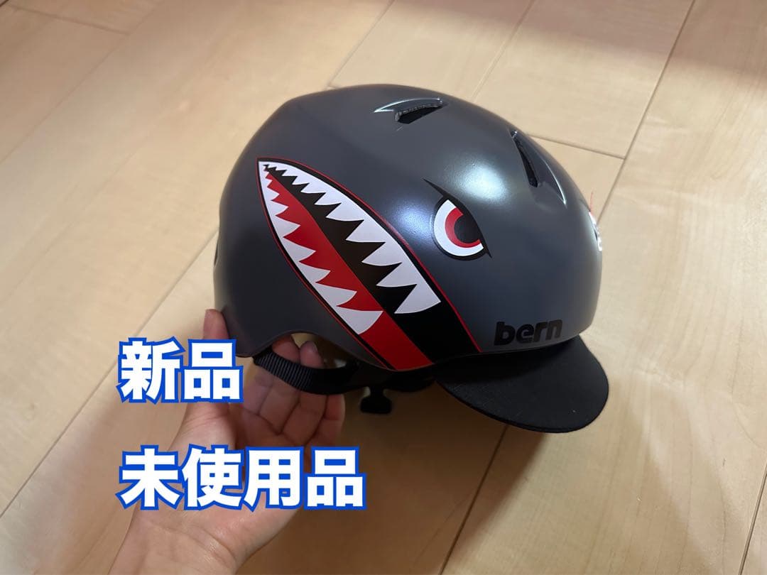 【新品】bern ヘルメット　サメ　xs-s