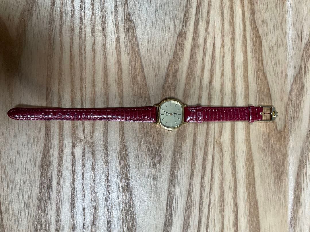 ビンテージ　Omega De Ville 手巻き時計 ゴールド