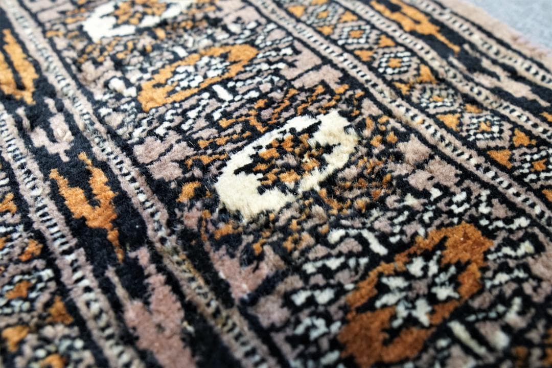 [SALE]パキスタン 手織り絨毯 ヴィンテージラグ 156cm×93cm