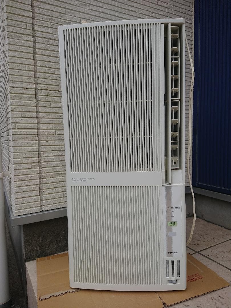 コロナ　窓用エアコン　冷暖房兼用　CWH-189R　2010年製