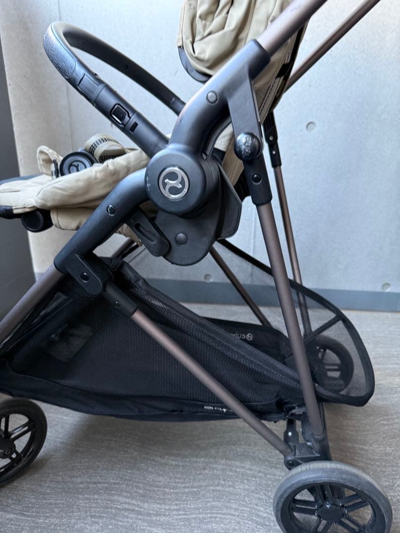 【シートライナー・ハンドルカバー付き】サイベックスベビーカー