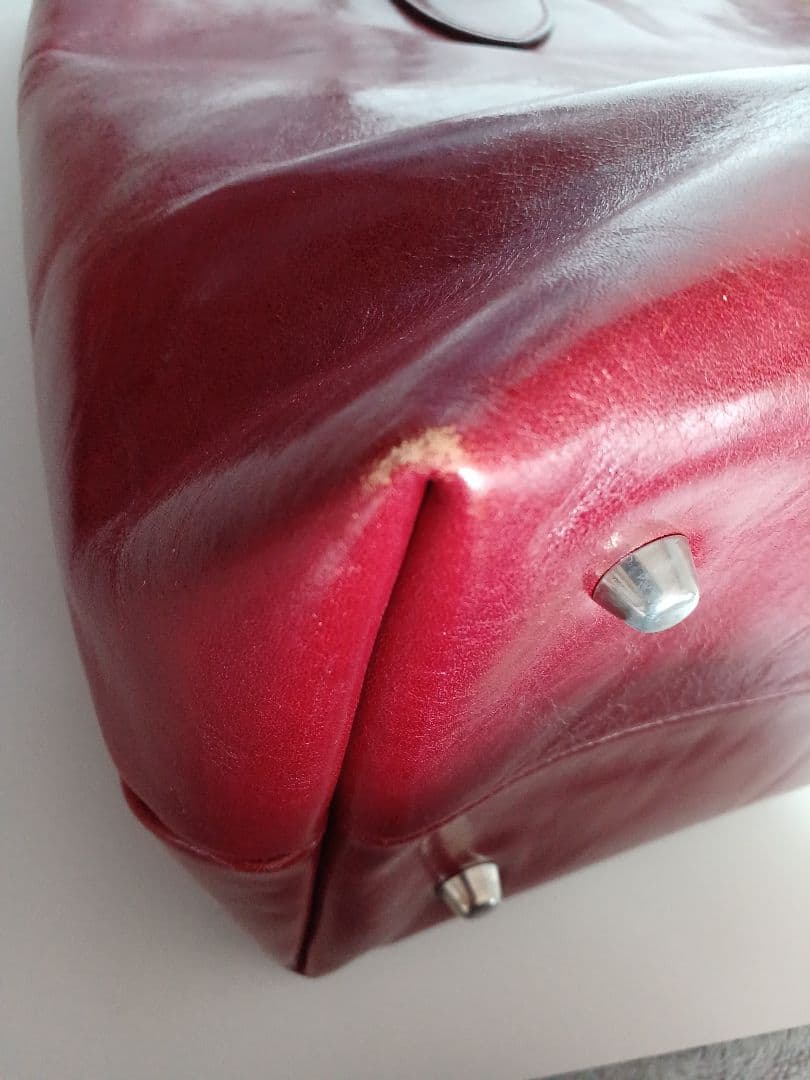 定価108000円(税込)　ペローニ　レザートート　RED　美品