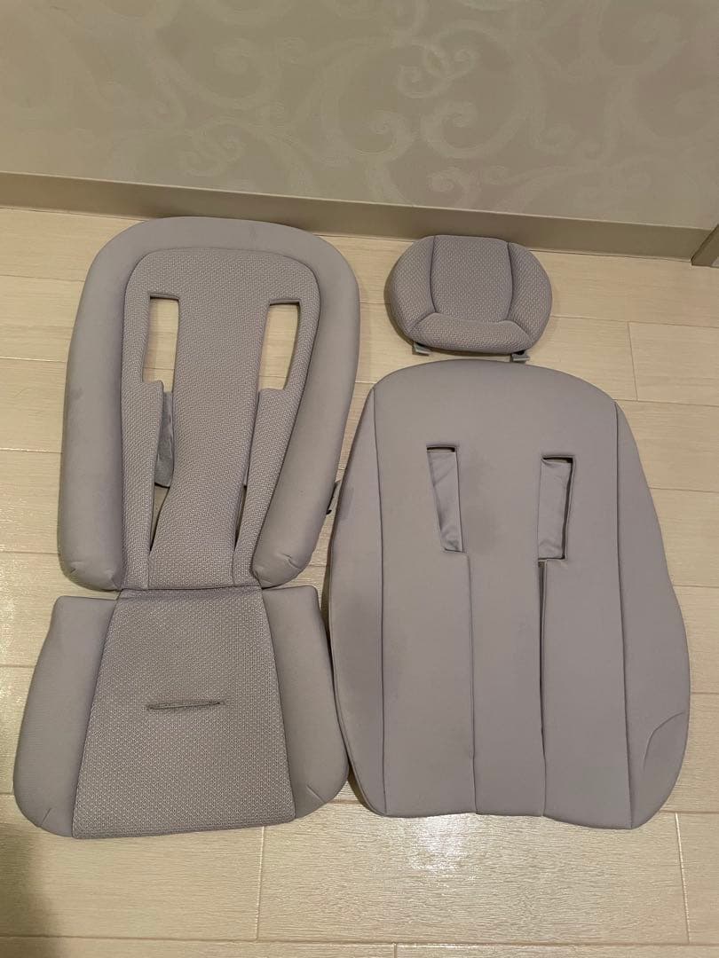 cybex サイベックス メリオカーボン 2024 フォググレー　（値引き中）