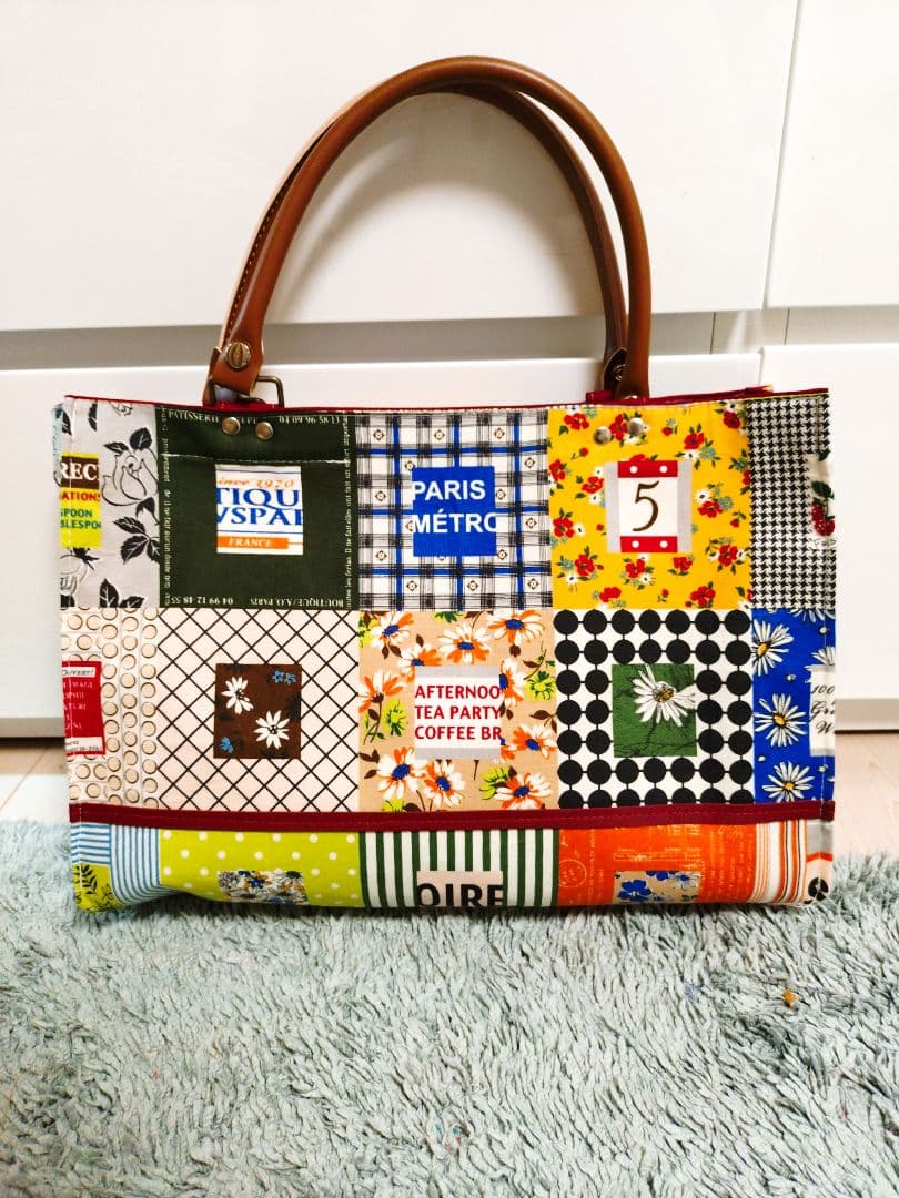《ハンドメイド商品》廃盤3カラー小関鈴子さんパッチワーク生地♡トートバッグ♡