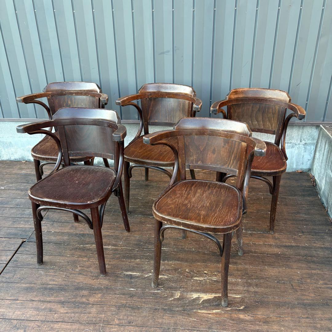 ①ルーマニア製 ヴィンテージ ベントウッドチェア アームチェア 曲木椅子 カフェ