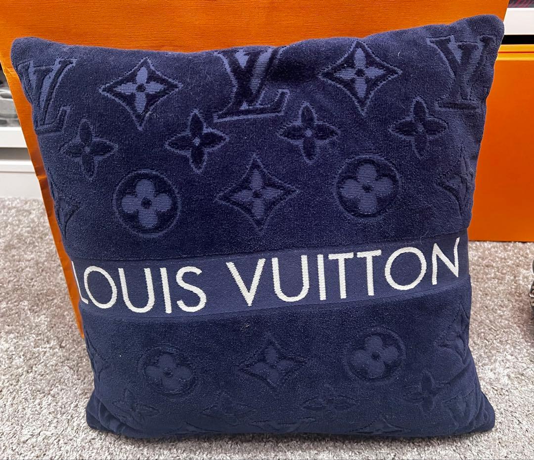 LOUIS VUITTON クッション・LV バケーション ネイビー2個ペア