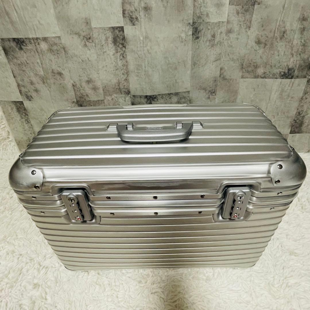 未使用級★RIMOWA パイロットトロリー　2輪　シルバー　TOPAS 36L