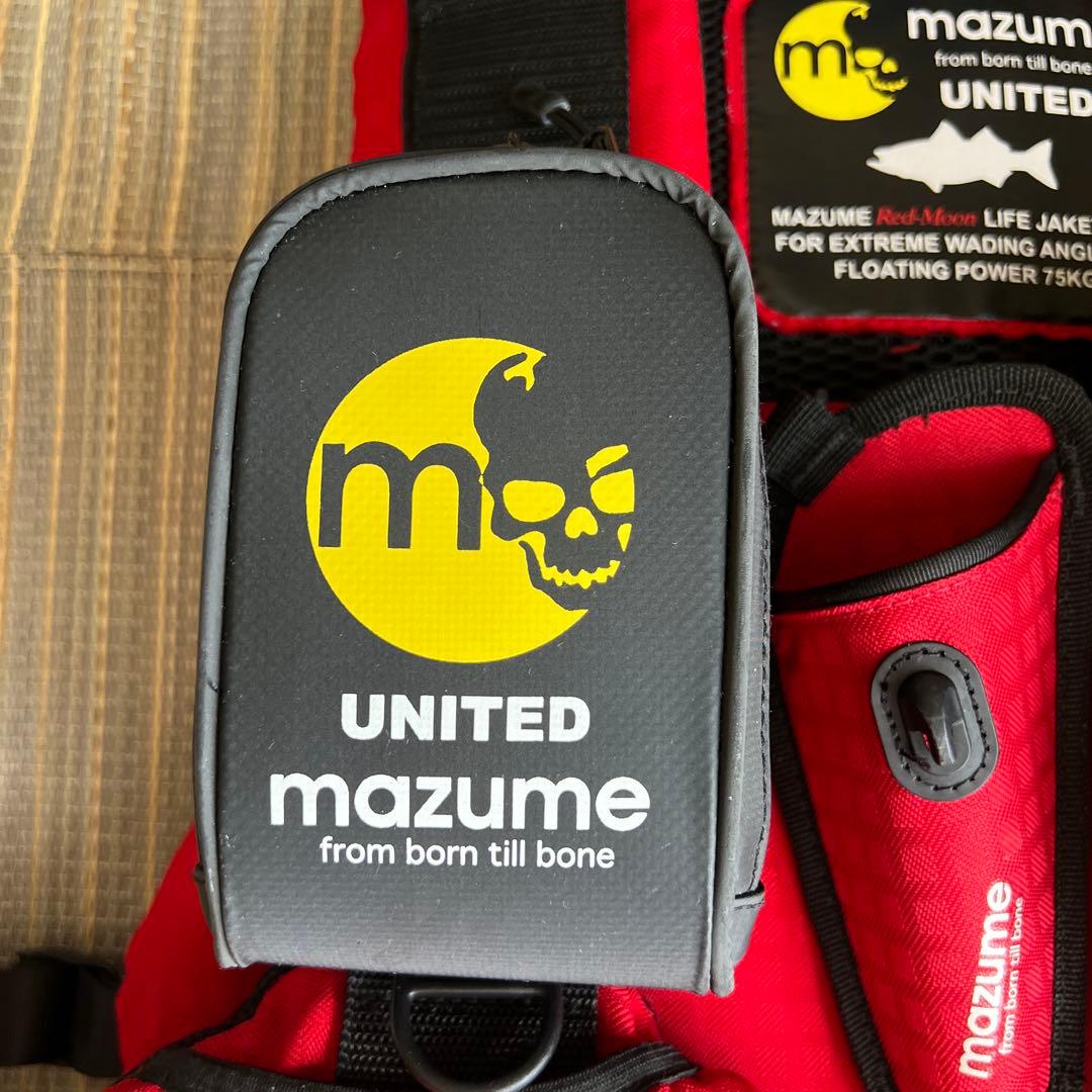 mazume Red-Moon ライフジャケット