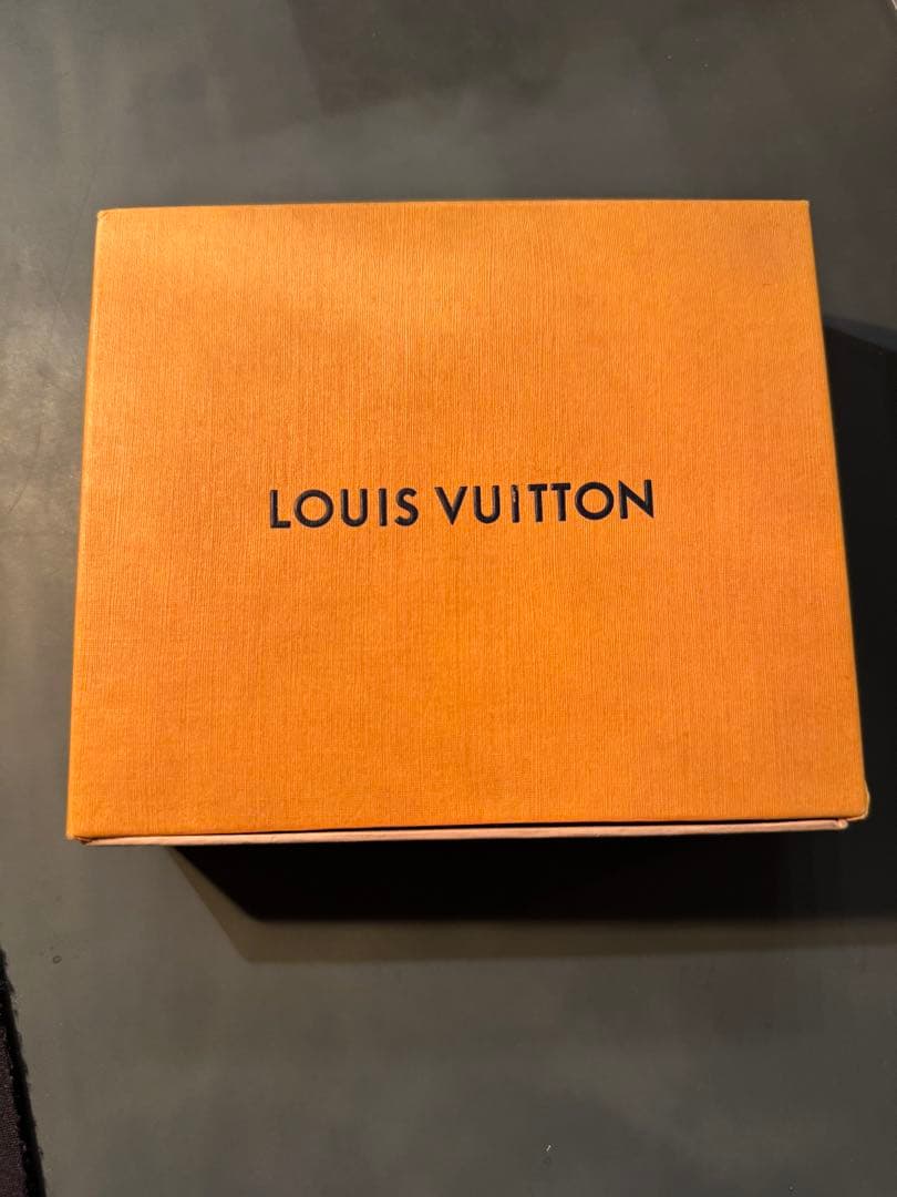 ルイヴィトン ヴァージルアブロー ポシェットクレ