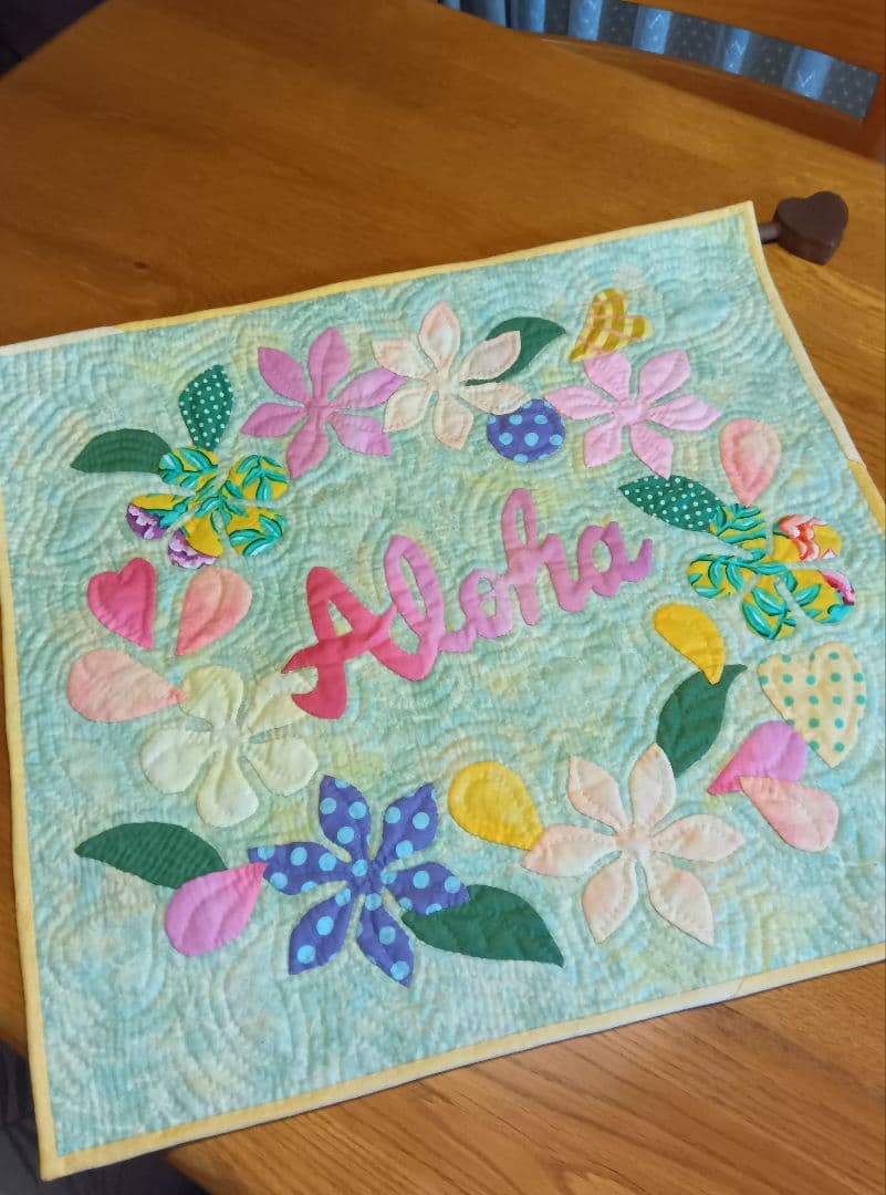 ハワイアンキルト　タペストリー