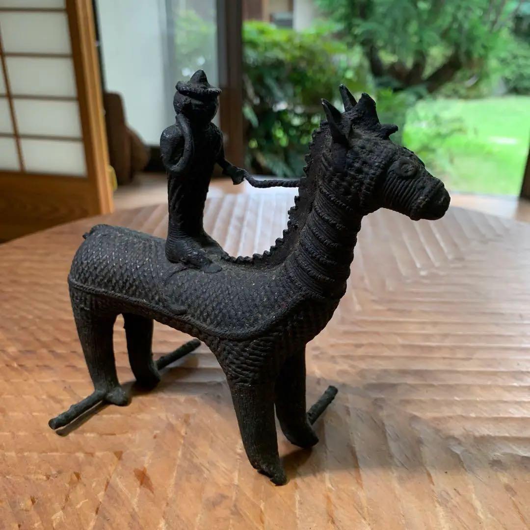インド　コンド族　真鍮工芸品　馬に乗る騎士