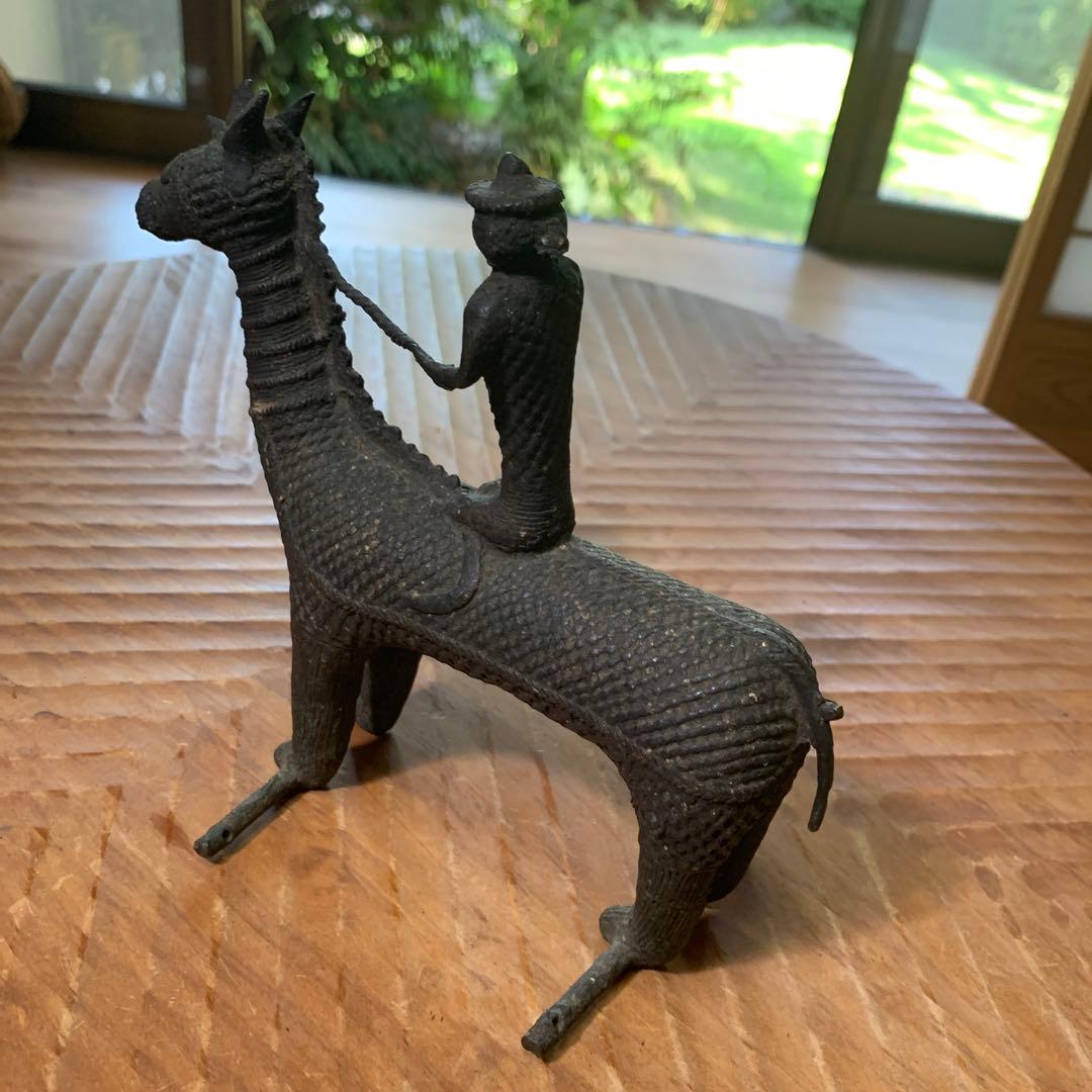 インド　コンド族　真鍮工芸品　馬に乗る騎士