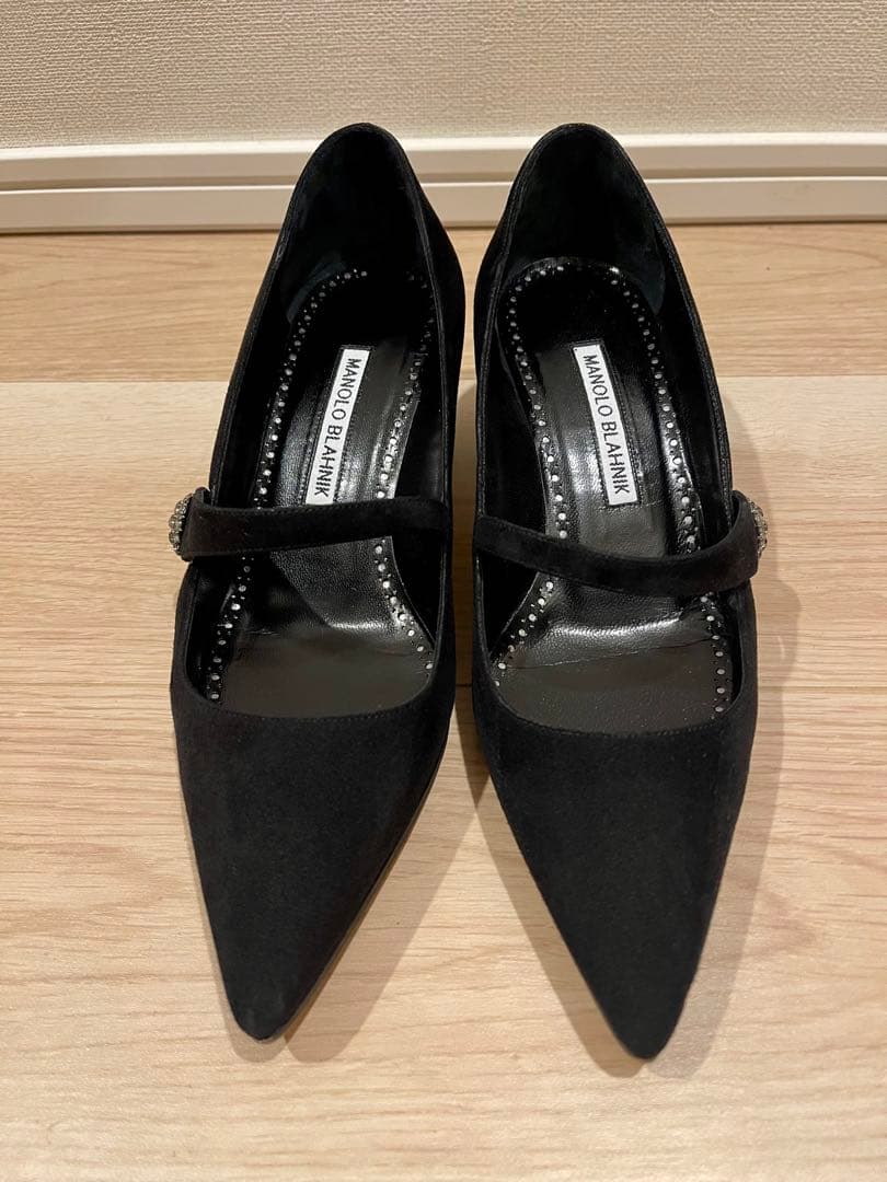 美品MANOLO BLAHNIKマノロブラニクビジュー付きメリージェーン35.5