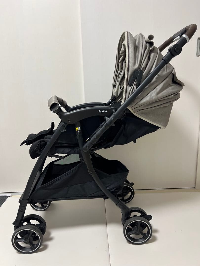 Aprica ベビーカー ラクーナ クッション フリー プラス 【2024年】