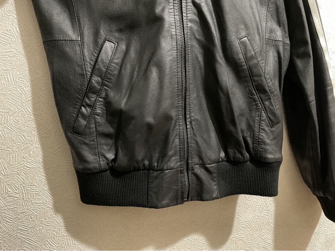 adidas トレフォイル ロゴ レザー トラック ジャケット