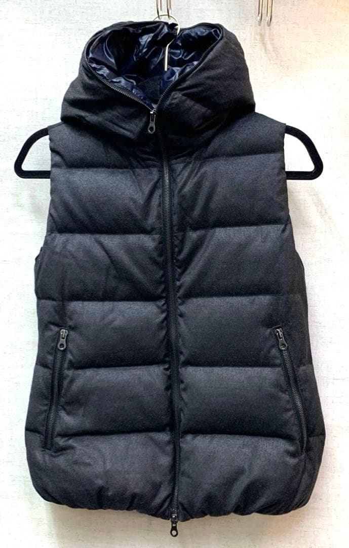 DUVETICA FEBEDUE フード付き ダウンベスト サイズ38