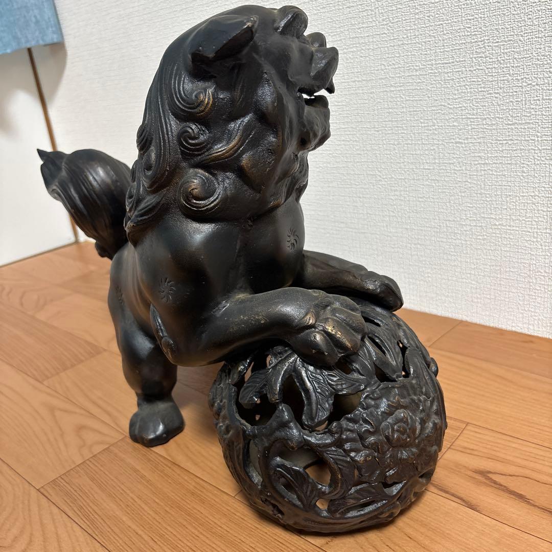鉄製　玉乗り獅子　立獅子　魔除け　縁起物　インテリア　重厚　古美術　置物