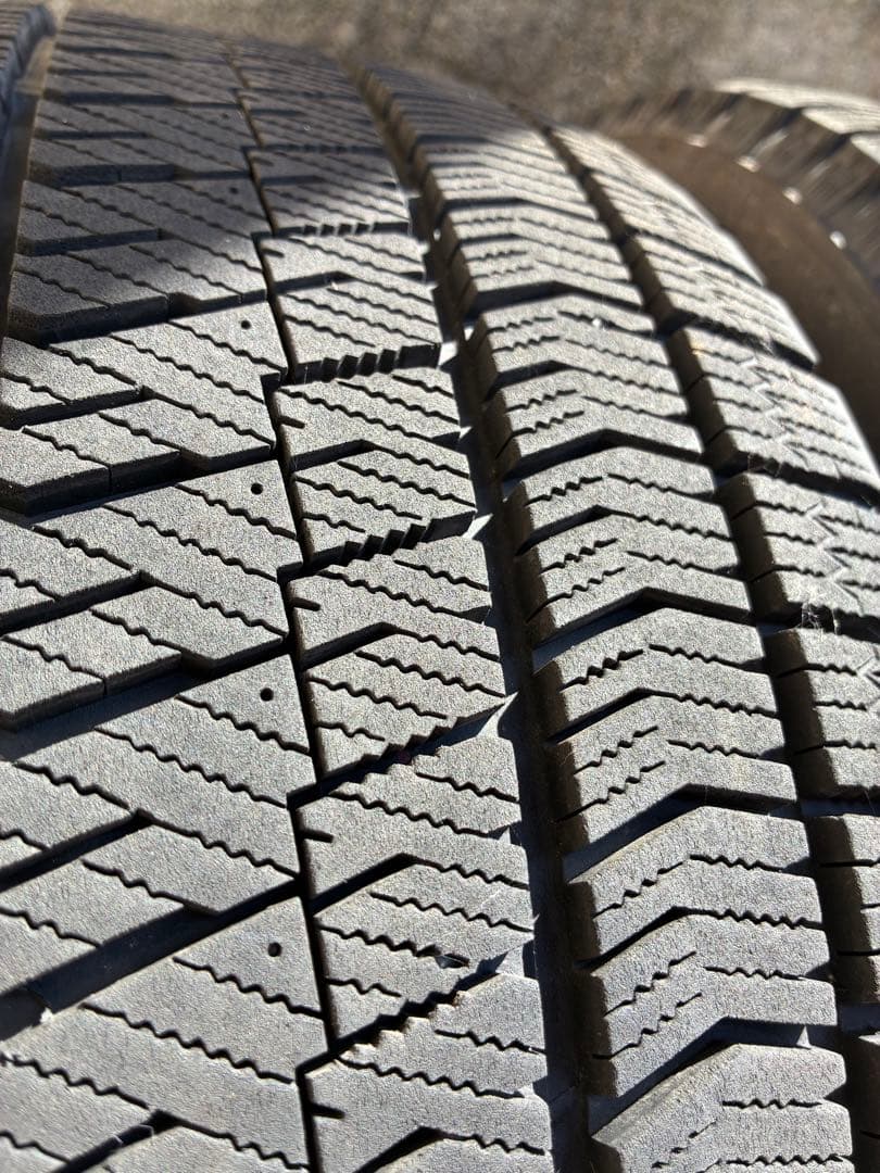 1本価格、4本購入限定⭐︎215/50r17 VRX2 レヴォーグ等に