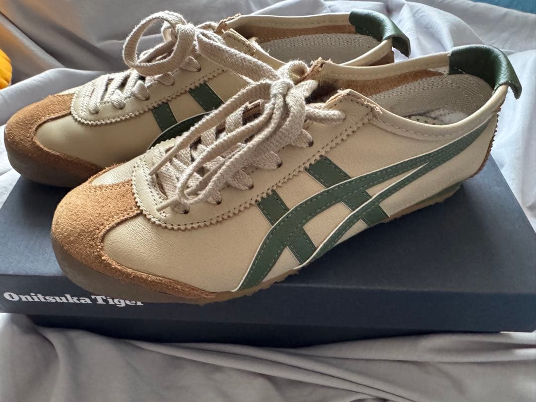Onitsuka Tiger Mexico 66 ベージュ グリーン